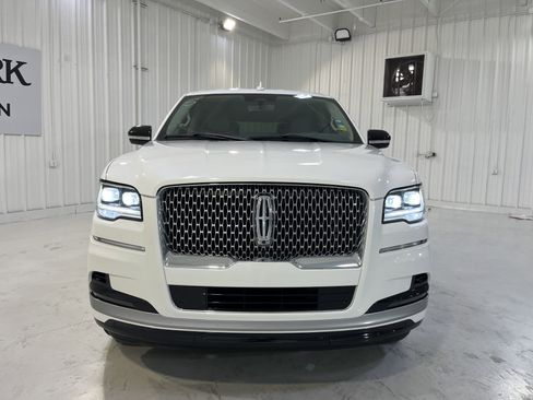 Used 2022 Lincoln Navigator Standard image 18