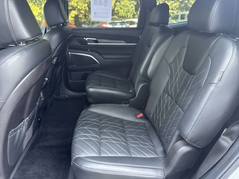 Used 2024 Kia Telluride SX Prestige X-Line AWD/4WD image 11