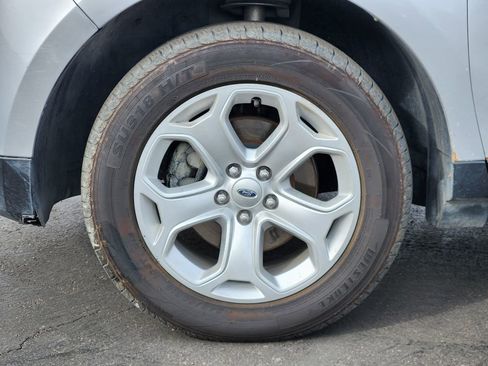 Used 2013 Ford Edge SE image 12