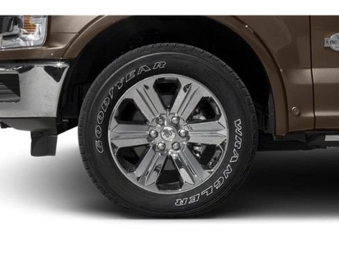 Used 2018 Ford F150 King Ranch w/ Equipment Group 601A Luxury AWD/4WD image 11