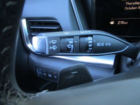 New 2026 GMC Terrain Elevation w/ Elevation Premium Package image 30