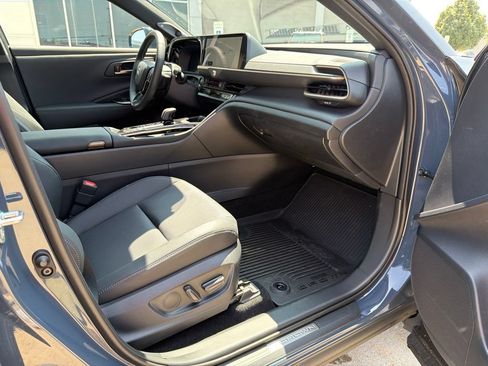 Used 2026 Toyota Crown w/ Advanced Technology Package AWD/4WD image 12