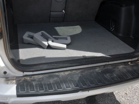 Used 2011 Toyota RAV4 4WD V6 w/ Tow Prep Pkg image 22