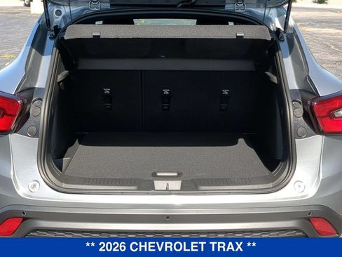 New 2026 Chevrolet Trax RS w/ Sunroof Package FWD image 5