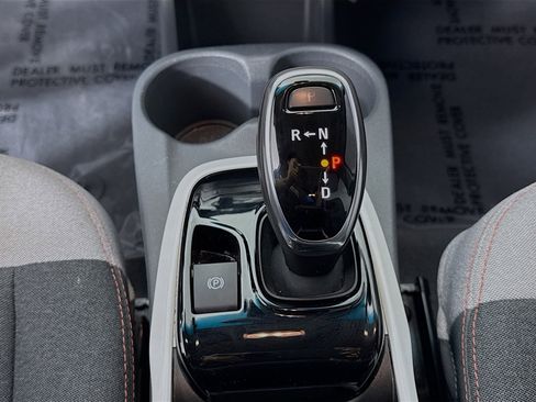 Used 2019 Chevrolet Bolt LT FWD image 17