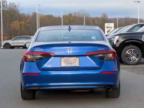 Used 2022 Honda Civic Sport image 5