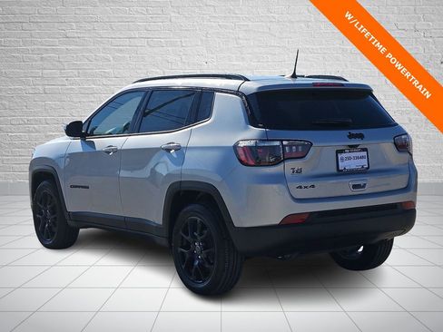 New 2026 Jeep Compass Latitude AWD/4WD image 3