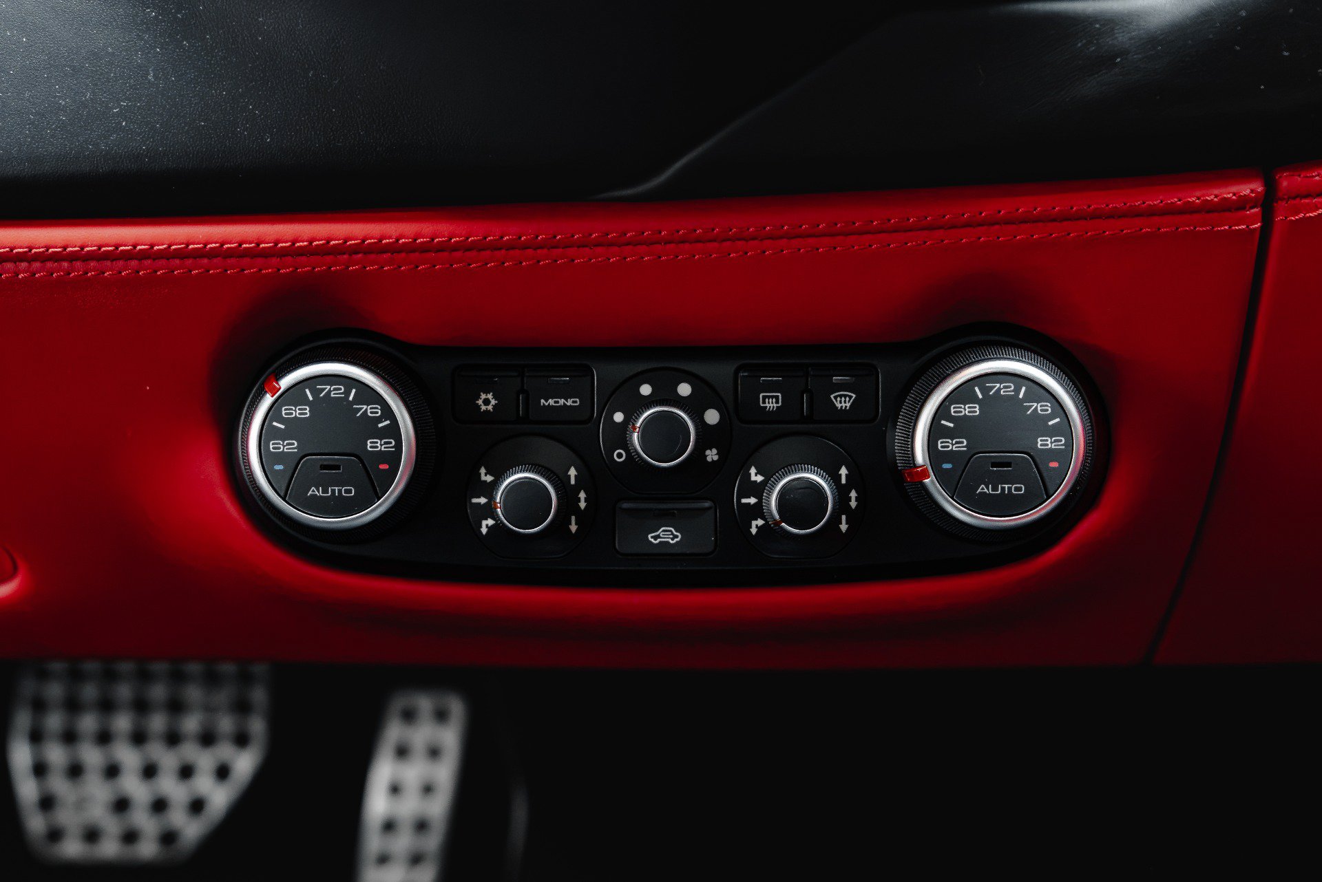 Used 2016 Ferrari 488 GTB RWD image 55