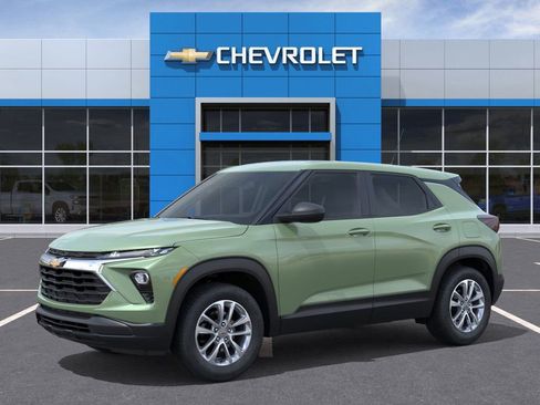 New 2026 Chevrolet TrailBlazer LS image 2