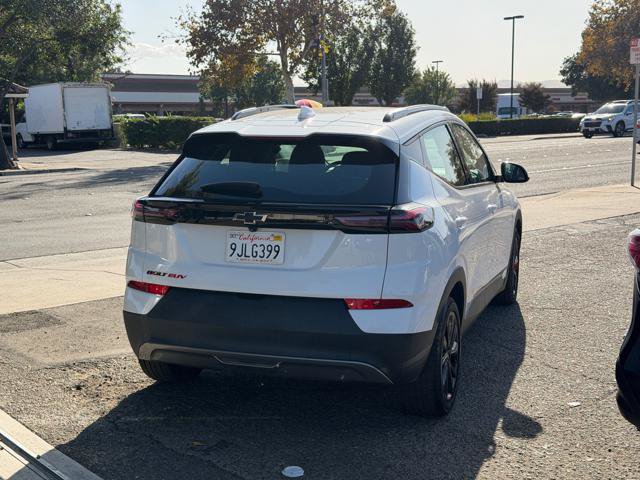 Used 2023 Chevrolet Bolt EUV LT w/ Redline Edition FWD image 6