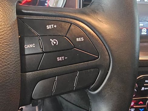 Used 2019 Dodge Charger SXT w/ Plus Group image 32