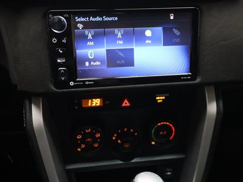 Used 2017 Toyota 86 RWD image 20