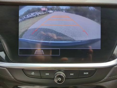 Used 2023 Buick Encore GX Essence w/ Experience Buick Package FWD image 16
