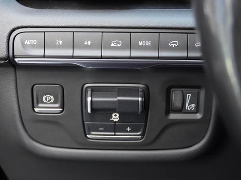 Used 2021 Cadillac Escalade Sport w/ Driver Assist Tech Package AWD/4WD image 17