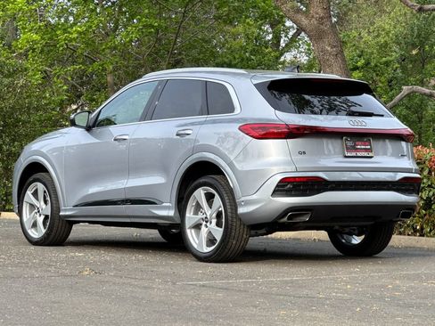 Used 2025 Audi Q5 Premium w/ Premium Plus AWD/4WD image 9