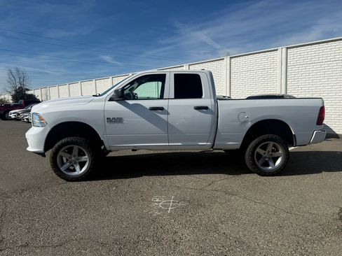 Used 2018 RAM 1500 Express image 2