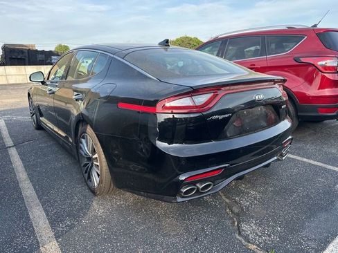 Used 2018 Kia Stinger Premium AWD/4WD image 4