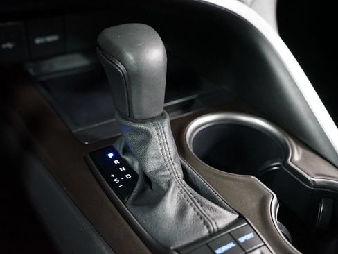 Certified 2024 Toyota Camry SE FWD image 21