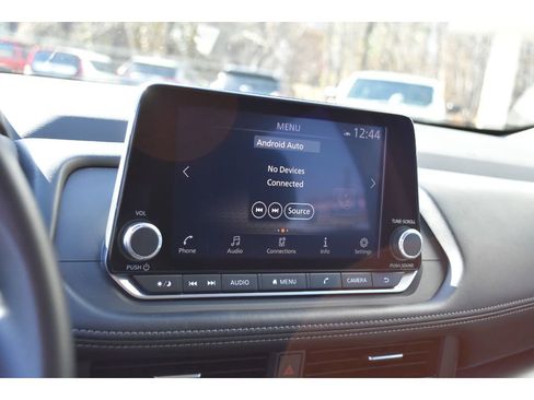 Used 2024 Nissan Rogue SV image 22