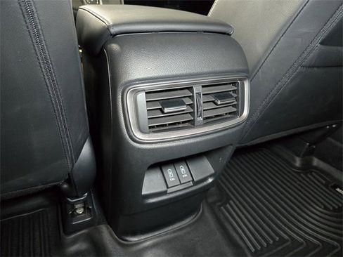 Used 2021 Honda CR-V Touring image 19