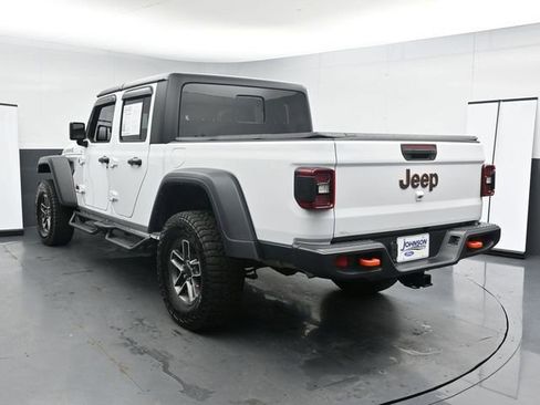 Used 2024 Jeep Gladiator Mojave w/ Technology Group AWD/4WD image 6