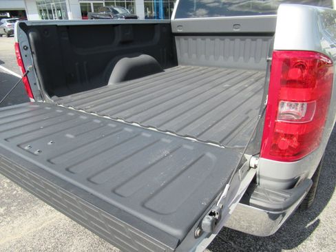 Used 2011 Chevrolet Silverado 1500 LS RWD image 31