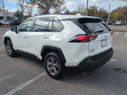 Certified 2021 Toyota RAV4 LE image 7