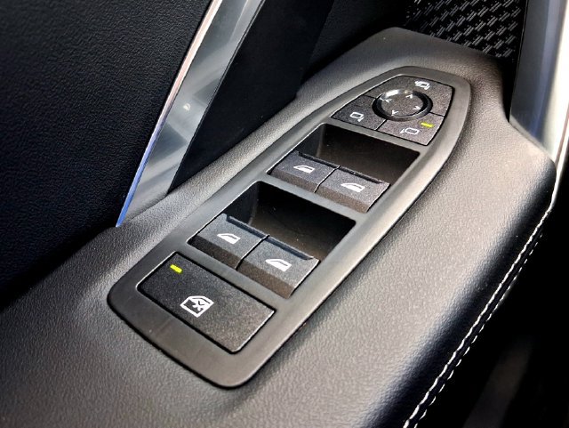 New 2026 BMW X1 xDrive28i w/ Technology Package AWD/4WD image 9
