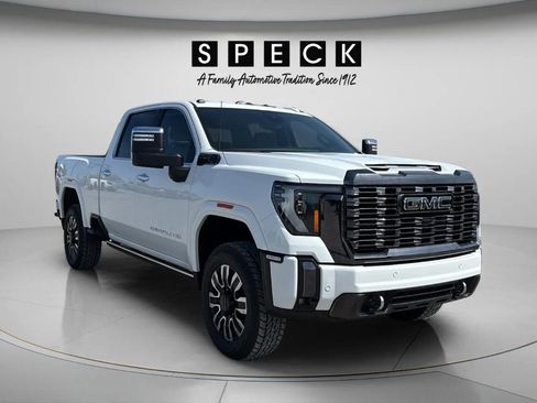 Used 2024 GMC Sierra 3500 Denali Ultimate AWD/4WD image 1