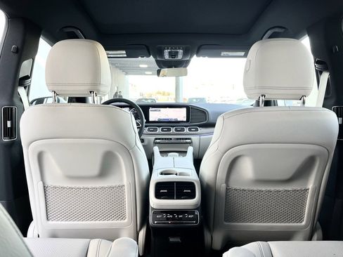 Certified 2024 Mercedes-Benz GLS 450 4MATIC image 56
