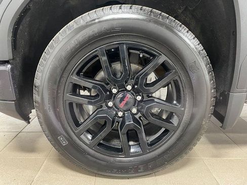 Used 2024 GMC Sierra 1500 Elevation AWD/4WD image 7