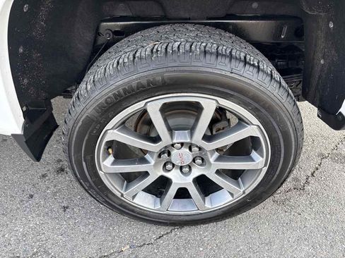 Used 2019 GMC Canyon Denali image 10