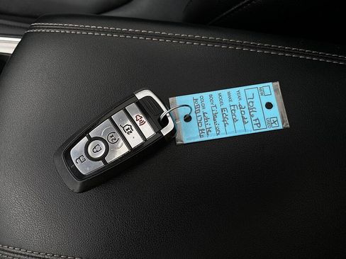 Used 2022 Ford Edge Titanium w/ Cargo Accessory Package image 59