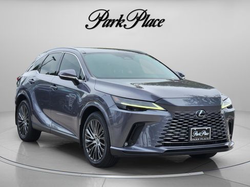 Certified 2023 Lexus RX 350 w/ Cold Area Package AWD/4WD image 4