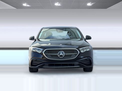 Used 2025 Mercedes-Benz E 350 Sedan image 6