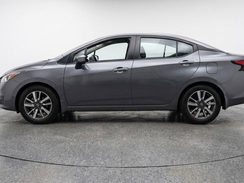 Used 2025 Nissan Versa SV FWD image 5