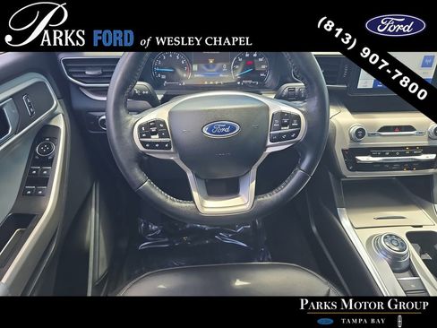 Certified 2022 Ford Explorer XLT w/ Equipment Group 202A RWD image 12