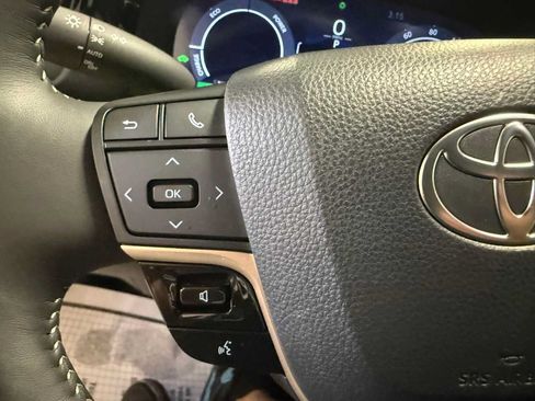 Certified 2026 Toyota Crown AWD/4WD image 29