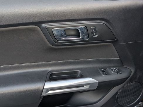 Used 2015 Ford Mustang GT image 13