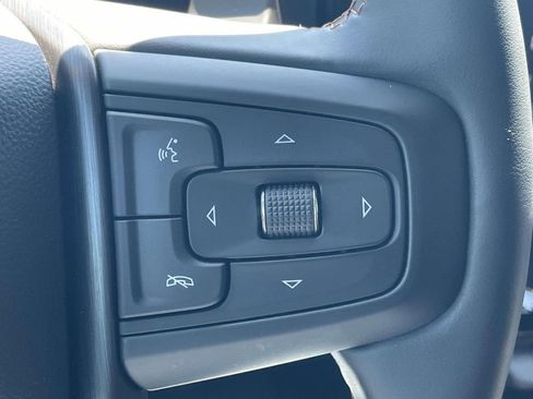 Used 2024 GMC Sierra 1500 AT4 w/ Technology Package AWD/4WD image 24