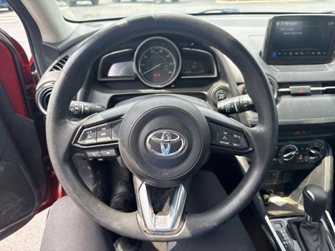 Used 2020 Toyota Yaris LE FWD image 15