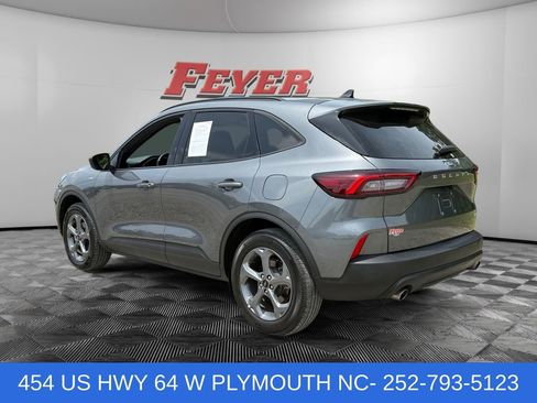 Used 2025 Ford Escape ST-Line AWD/4WD image 3