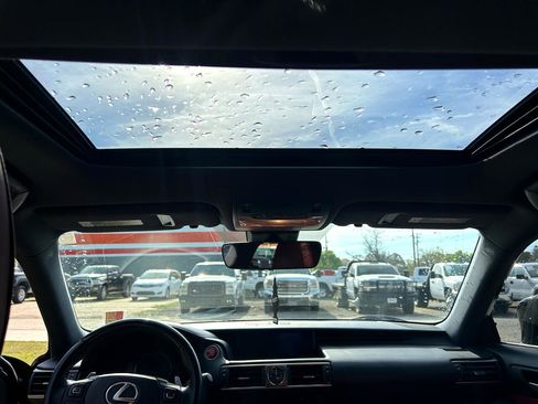 Used 2018 Lexus IS 300 F Sport w/ F Sport Package image 16