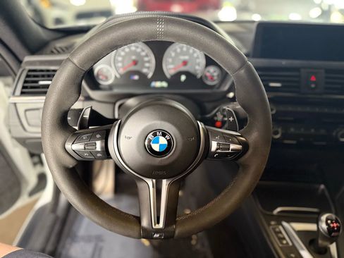 Used 2019 BMW M4 CS image 18