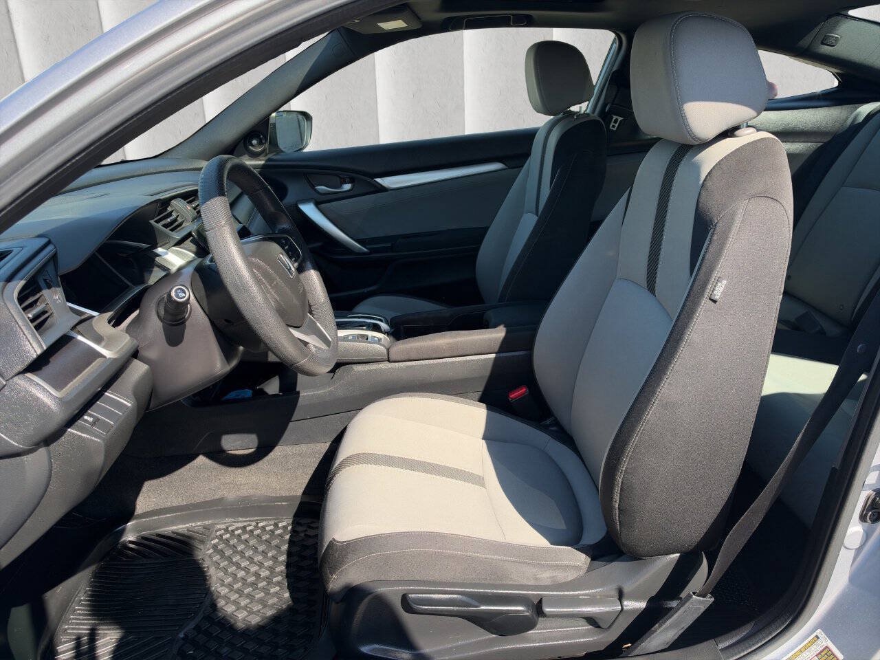Used 2016 Honda Civic EX-T image 9