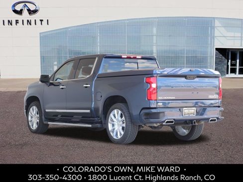 Used 2023 Chevrolet Silverado 1500 High Country w/ High Country Premium Package AWD/4WD image 3