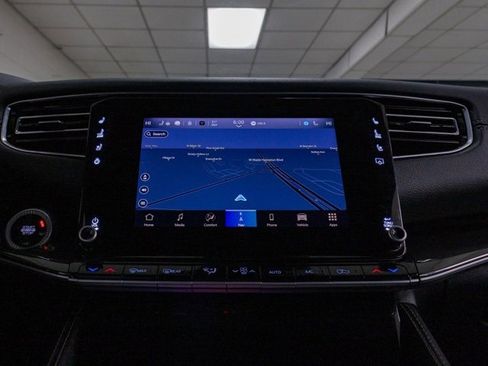 Used 2024 Jeep Wagoneer 4WD w/ Premium Group I image 16