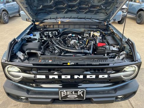 New 2025 Ford Bronco Outer Banks image 13