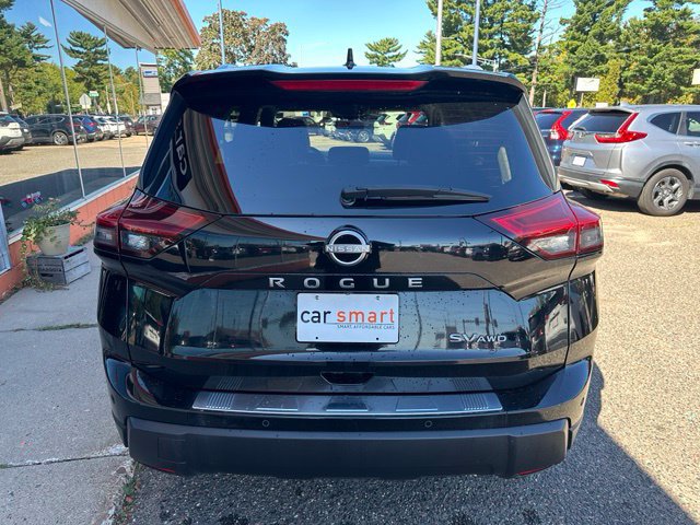 Used 2024 Nissan Rogue SV w/ SV Premium Package AWD/4WD image 6