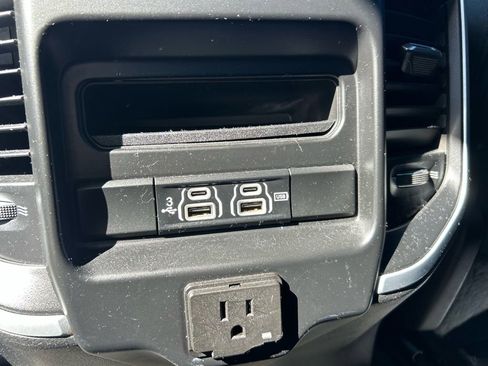 Used 2020 RAM 1500 Big Horn image 30